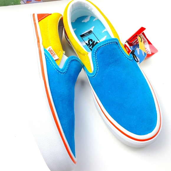 New Simpsons X Vans Slip on Pro Sneakers